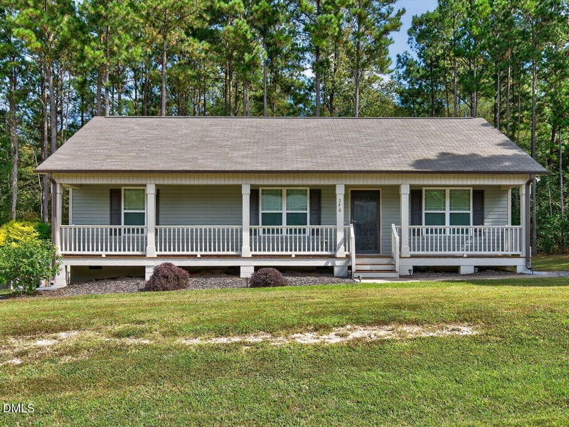 270 Barewood Dr, Four Oaks, NC 27524