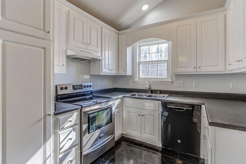 270 Dullis Cir, Garner, NC 27529