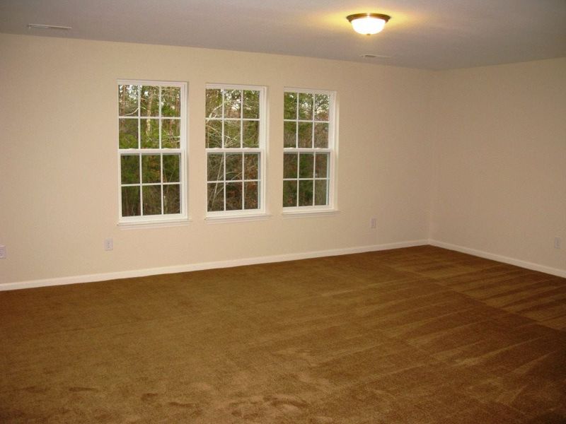 270 Sequoia Dr, Clayton, NC 27527