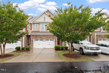 270 Wembley Dr, Clayton, NC 27527