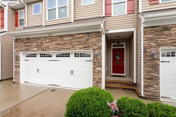 270 Wembley Dr, Clayton, NC 27527