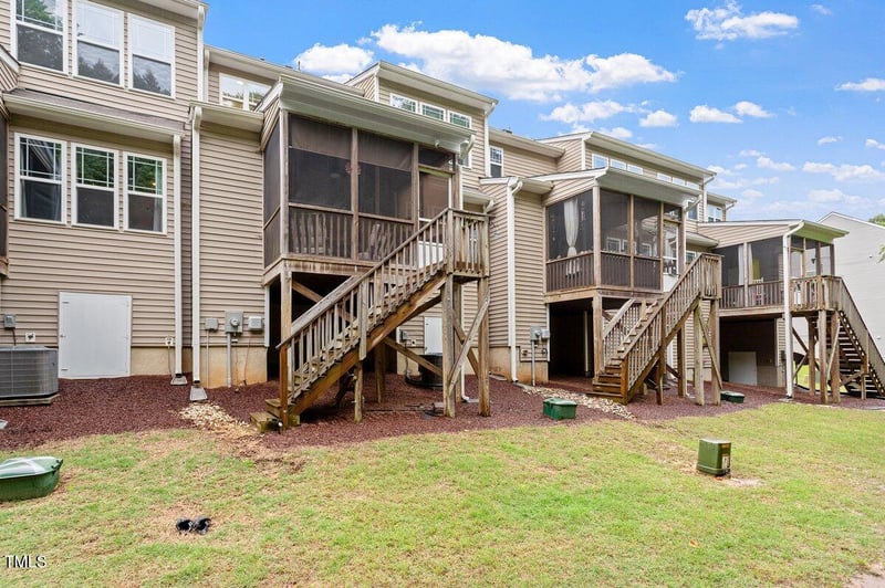 270 Wembley Dr, Clayton, NC 27527