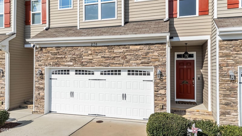 270 Wembley Dr, Clayton, NC 27527