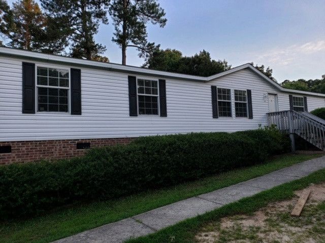 270 Windsong Ln, Youngsville, NC 27596