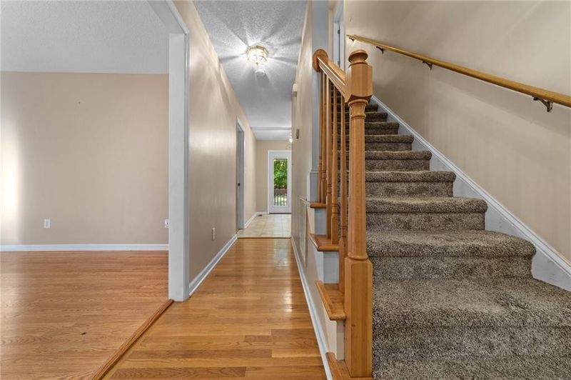 2700 Brians Ln, Hillsborough, NC 27278