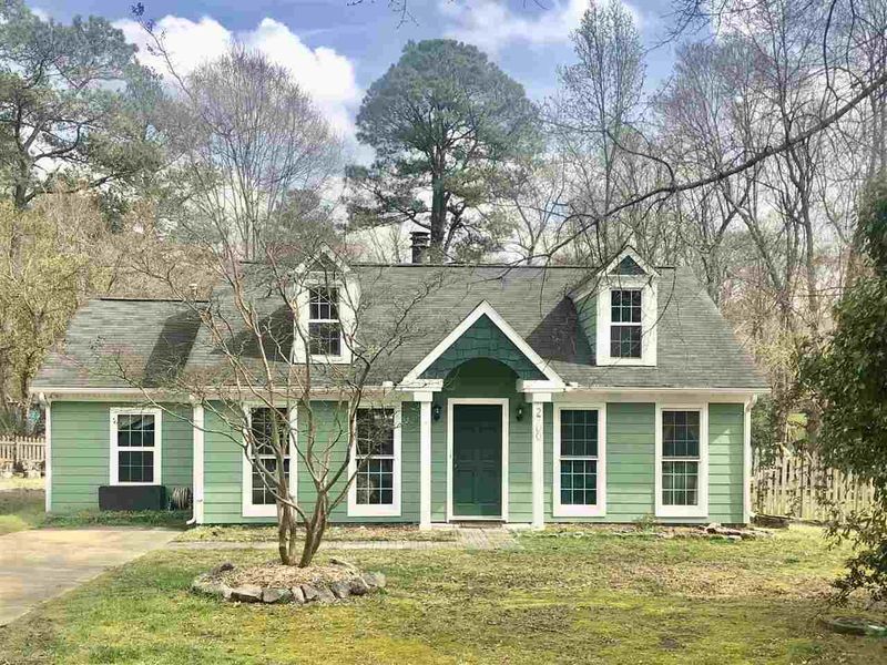 2700 Heathersmith Ct, Raleigh, NC 27604