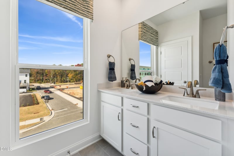 2700 Kempthorne Rd, Cary, NC 27519