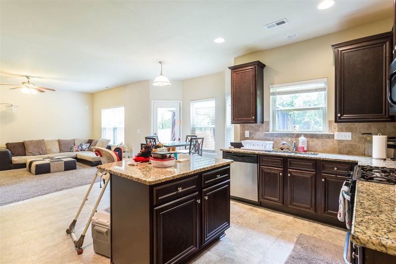 2700 Shepherd Valley St, Raleigh, NC 27610