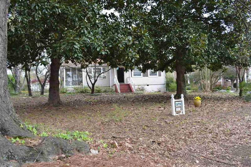 2701 Anderson Dr, Raleigh, NC 27608