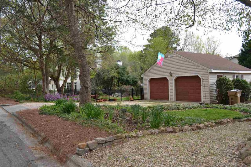 2701 Anderson Dr, Raleigh, NC 27608