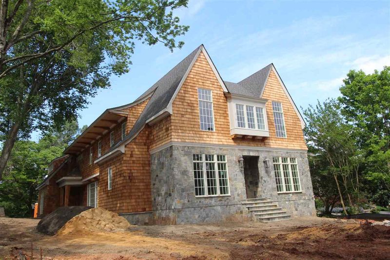 2701 Anderson Dr, Raleigh, NC 27609