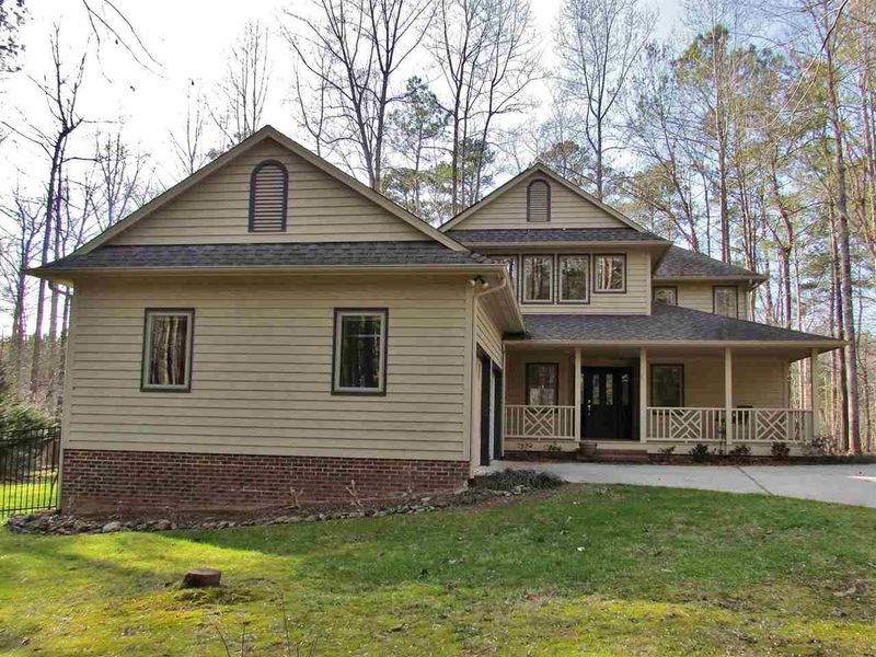 2701 Bernard Cir, Durham, NC 27705