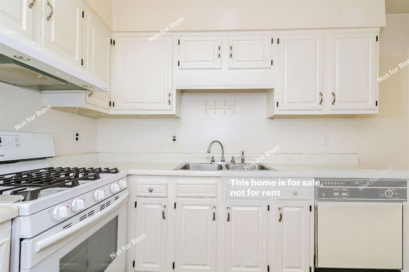 2701 Big Oak St, Raleigh, NC 27610