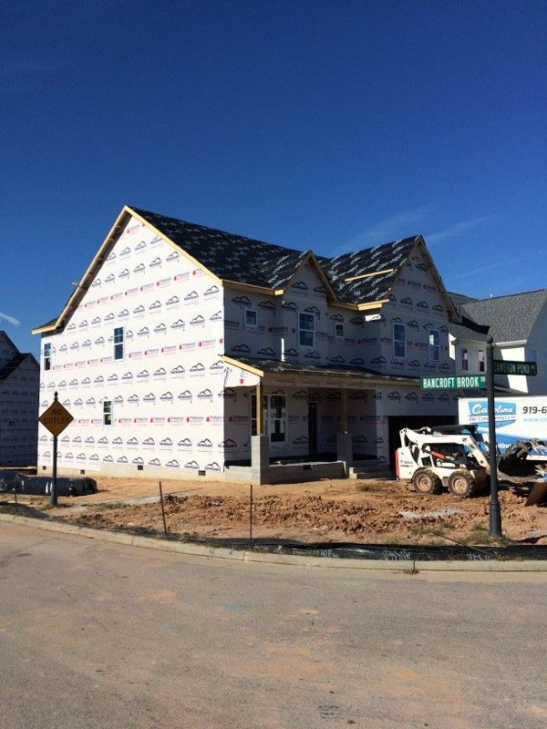 2701 Cameron Pond Dr, Cary, NC 27519