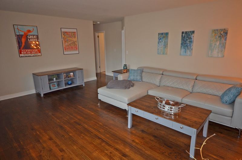 2701 Dove Ln, Raleigh, NC 27604