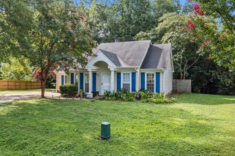 2701 Heathersmith Ct, Raleigh, NC 27604