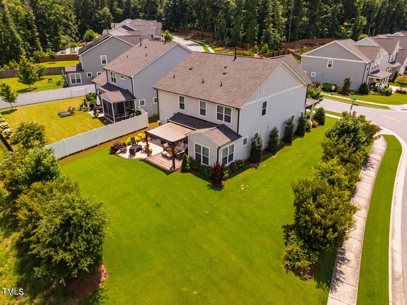 2701 Jazzy St, New Hill, NC 27562
