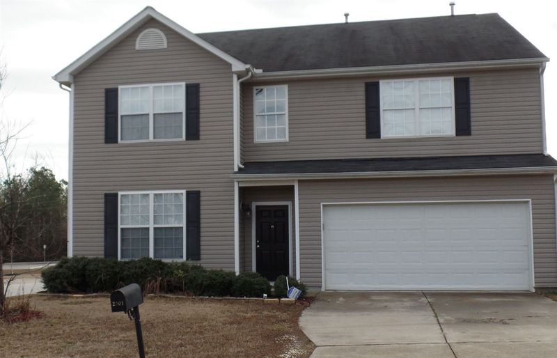 2701 Summer Stream Dr, Raleigh, NC 27610