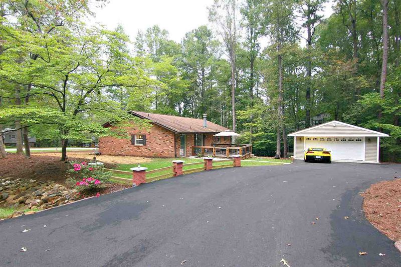 2702 Oberlin Dr, Durham, NC 27705