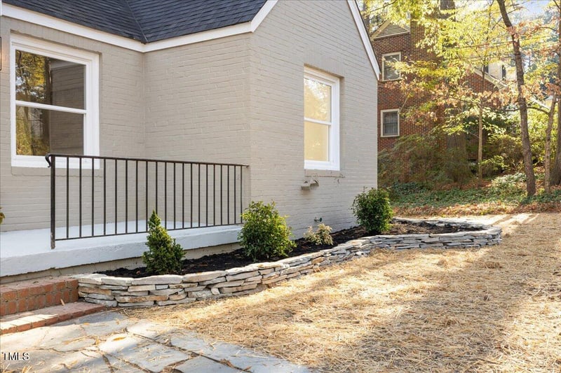 2703 Augusta Dr, Durham, NC 27707