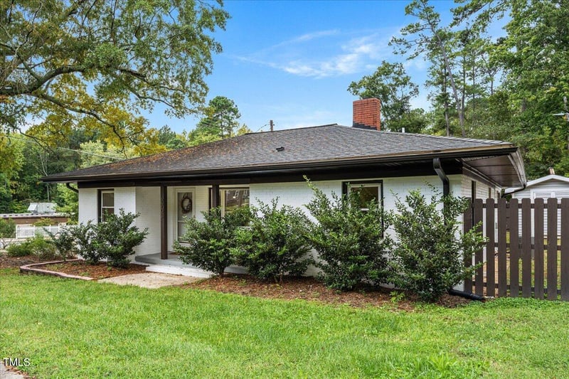 2703 Broad St, Durham, NC 27704