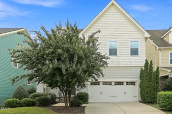 2703 Cameron Pond Dr, Cary, NC 27519
