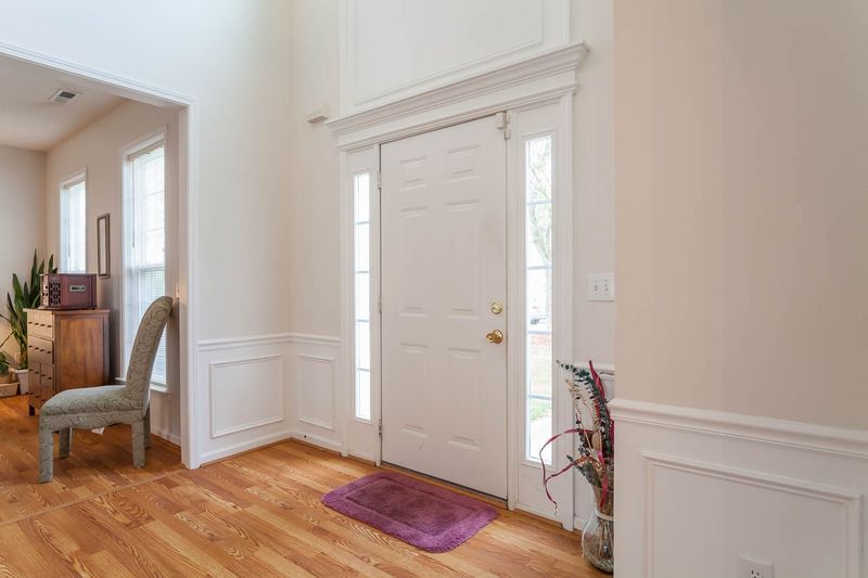 2703 Colony Woods Dr, Apex, NC 27523