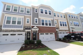 2703 Hunter Woods Dr #557, Apex, NC 27502