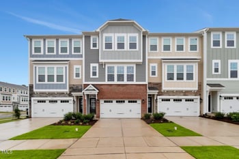 2703 Hunter Woods Dr #557, Apex, NC 27502
