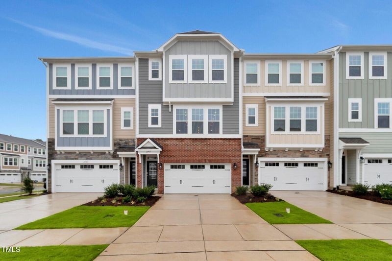 2703 Hunter Woods Dr #557, Apex, NC 27502