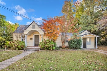 2703 Pecan Dr, Fayetteville, NC 28303