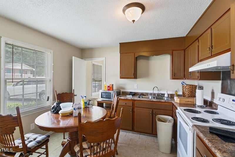 2704 Atlantic St, Durham, NC 27707