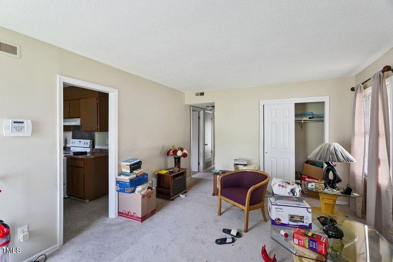 2704 Atlantic St, Durham, NC 27707