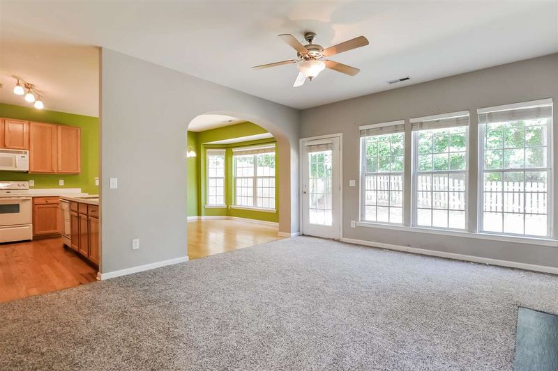 2704 Cherry Field Dr, Raleigh, NC 27603