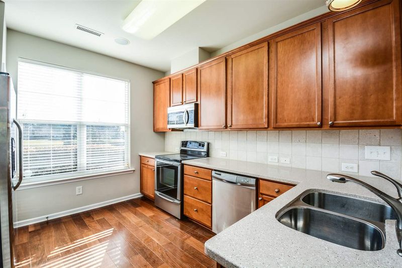 2704 Chilton Pl, Raleigh, NC 27616