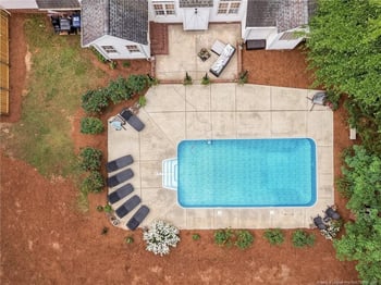 2704 Cobblestone Dr, Sanford, NC 27330