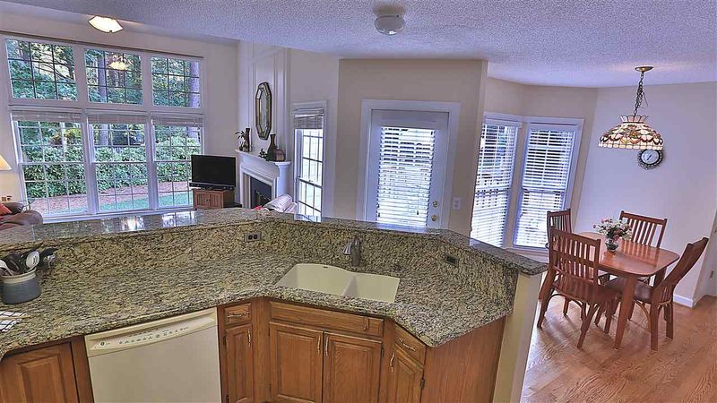 2704 Coxindale Dr, Raleigh, NC 27615