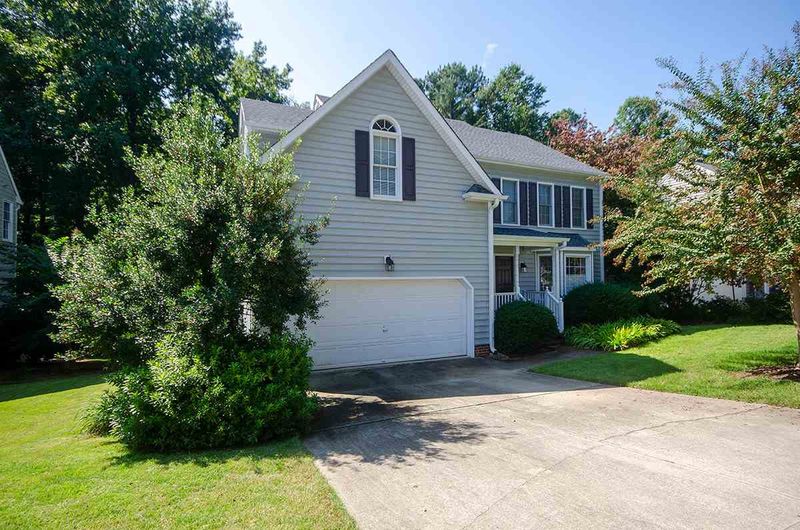 2704 Crofton Springs Dr, Raleigh, NC 27615