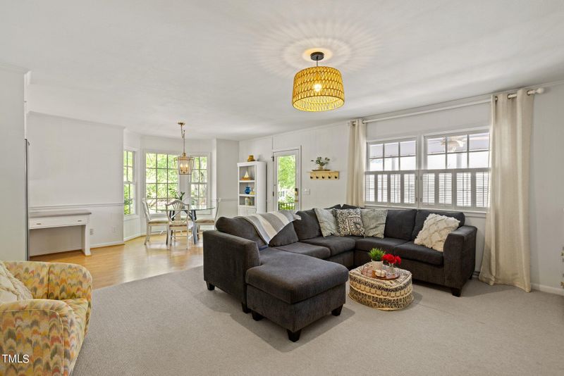 2704 Edgewood Ave, Burlington, NC 27215