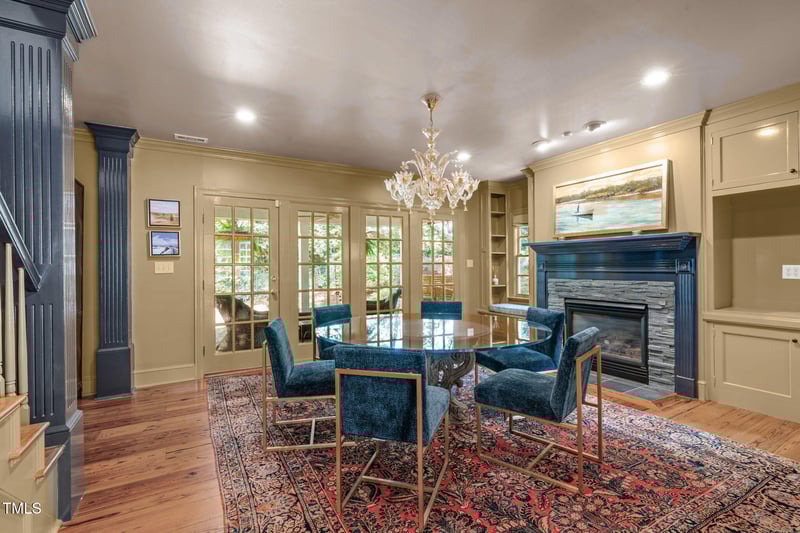 2704 Fairview Rd, Raleigh, NC 27608