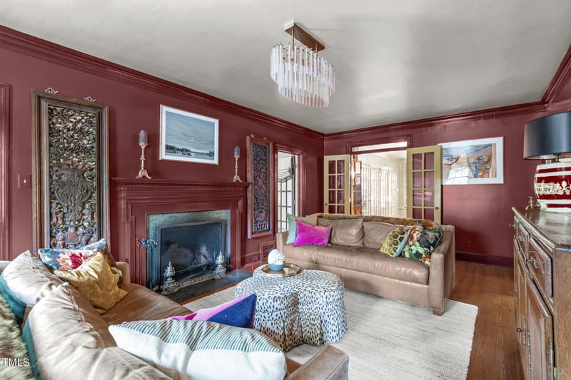 2704 Fairview Rd, Raleigh, NC 27608