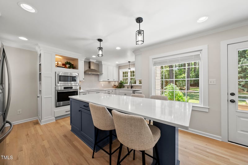 2704 Farnborough Rd, Raleigh, NC 27613