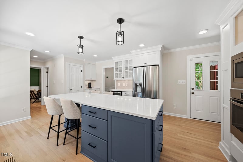 2704 Farnborough Rd, Raleigh, NC 27613