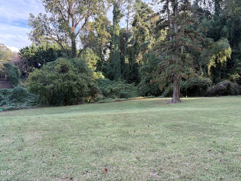 2704 Manning Pl, Raleigh, NC 27608