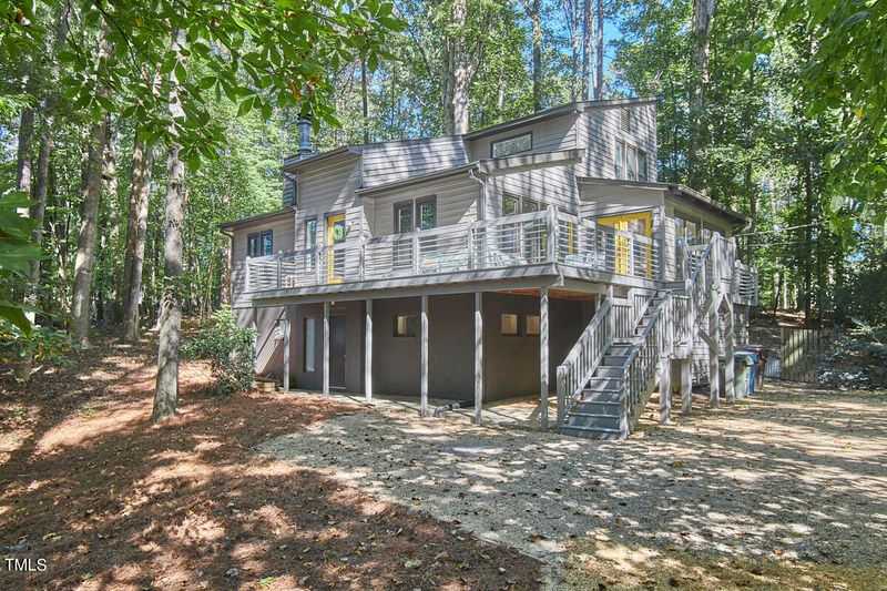 2704 Oberlin Dr, Durham, NC 27705