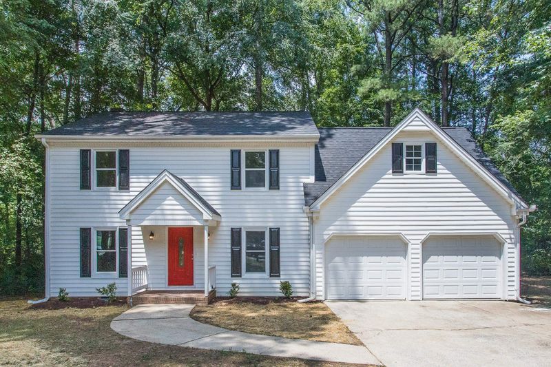 2704 Panther Dr, Raleigh, NC 27603
