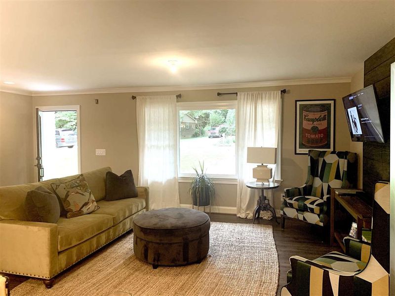 2704 Patrick Rd, Raleigh, NC 27604
