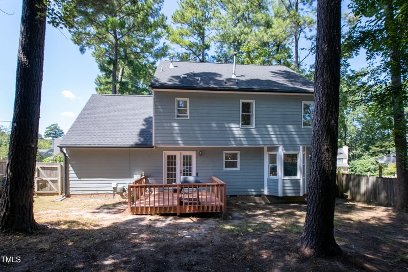 2704 Rockbridge Ct, Raleigh, NC 27604