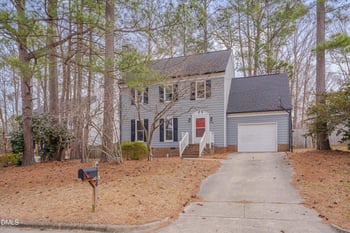 2704 Rockbridge Ct, Raleigh, NC 27604