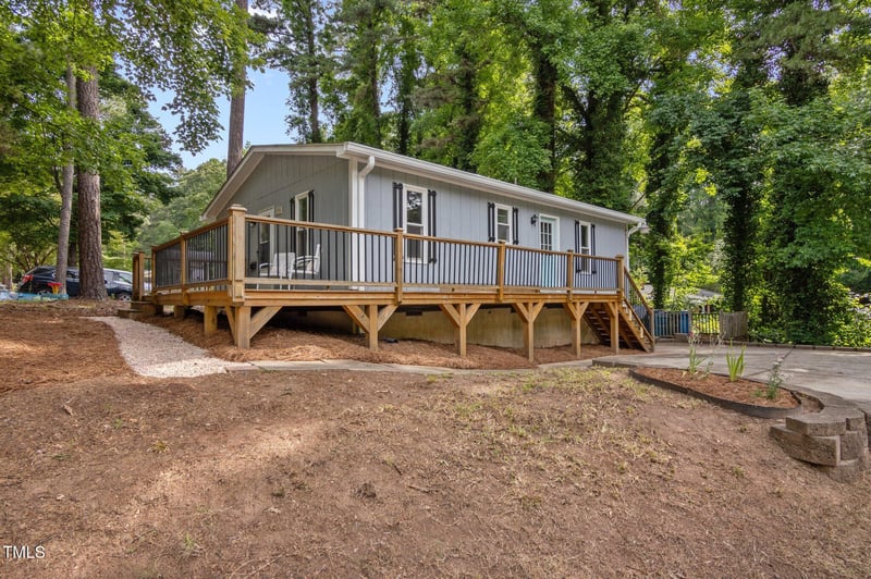 2704 Shaftsbury St, Durham, NC 27704